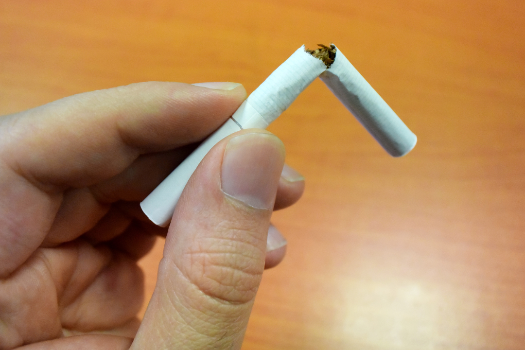 戒菸是改善椎間盤突出體質的關鍵一環